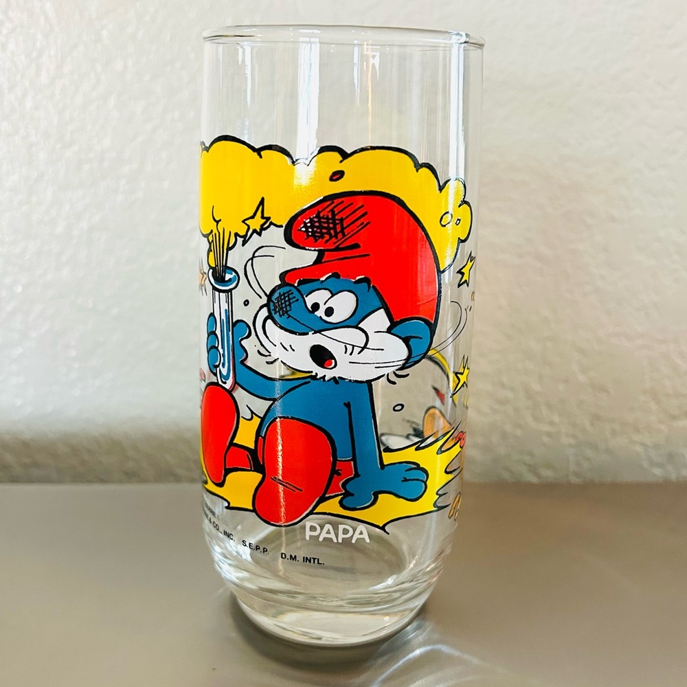 1982 Hardees & Papa Smurf Chemistry Professor 12 oz. Collector Glass Tumbler Cup